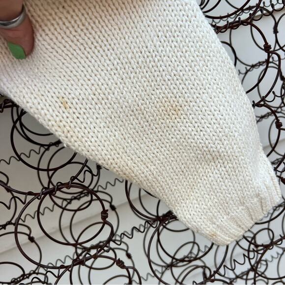 Vintage 80s 90s Nuggets cream crochet cable knit rosette button up cardigan - Picture 5 of 6